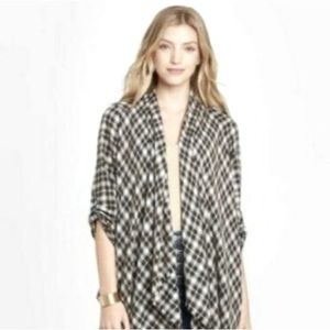 Dark green, white and black deconstructed flannel